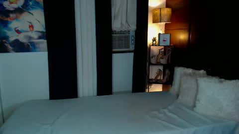 AdriannaFowks online show from December 19, 8:34 am