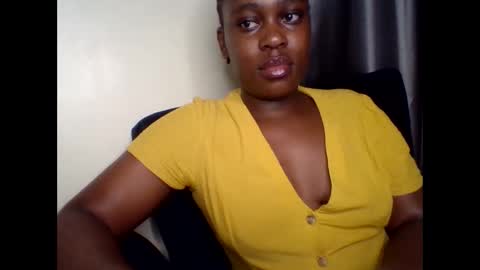 lustrous-choco online show from May 12, 7:12 pm