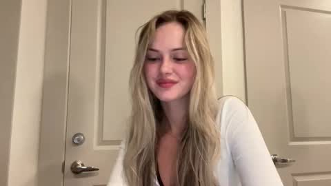 Aimee online show from April 6, 3:37 am