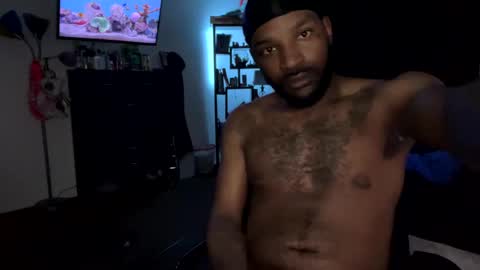 luverboi online show from December 25, 4:01 am