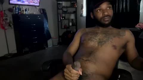 luverboi online show from December 13, 10:23 pm