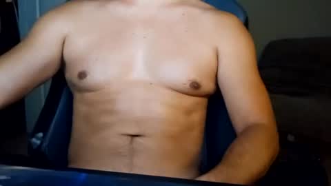 luvrboyy online show from July 3, 3:44 am