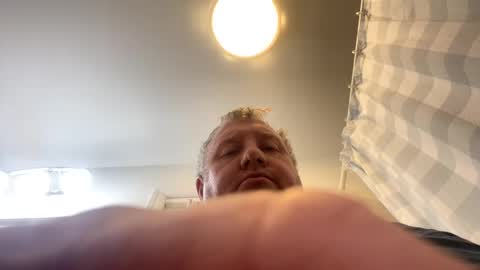 Joe and Sarah online show from February 4, 11:38 am