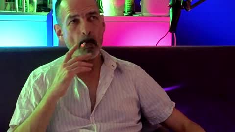 Im a   -  CAMGUY YOU  LIKE to FUCK online show from December 1, 5:15 pm