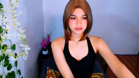 queen lux online show from November 19, 7:12 pm