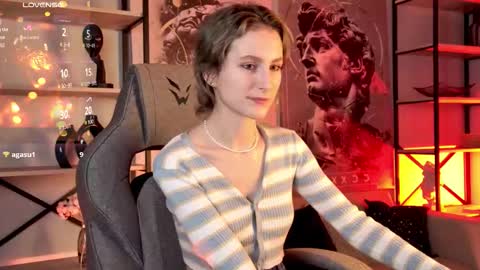 Ray online show from September 17, 8:34 pm