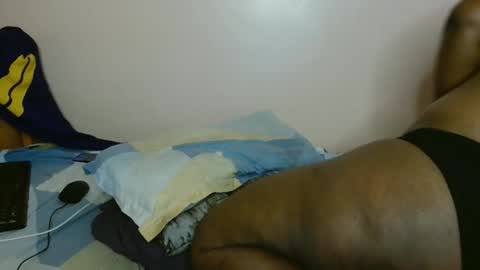 luzremi online show from April 1, 1:41 pm