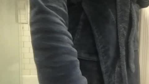 lvguynextdoor440656 online show from April 3, 1:34 am