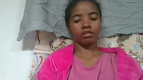 lydie856696 online show from July 13, 4:32 pm