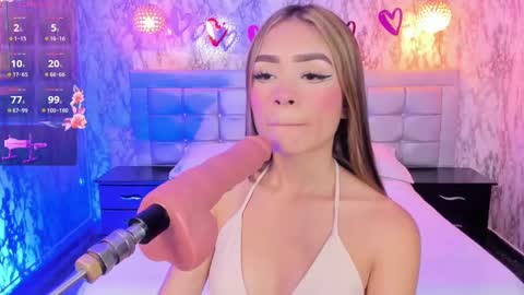 Lyen Rae  online show from February 13, 8:03 pm