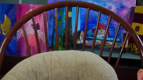 hi im Lyle online show from February 16, 9:15 am