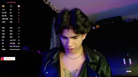 Lyle Bennett Freelance Model online show from December 16, 1:22 pm