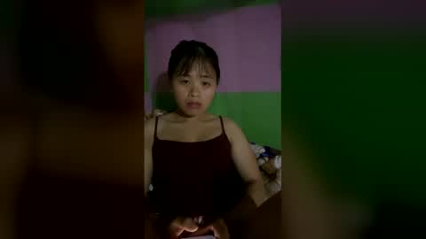 Lyly online show from May 15, 6:22 am