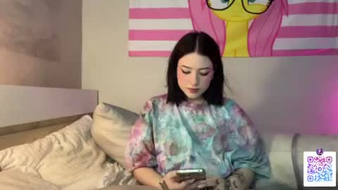 Alisha online show from July 22, 8:27 am