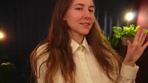 Lynn online show from November 29, 1:08 pm