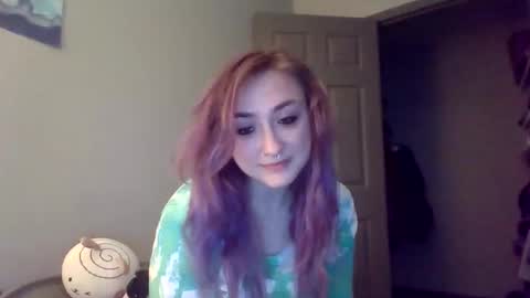 Lynn  online show from March 8, 11:09 pm