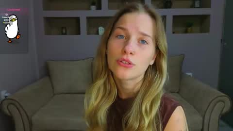 Snapshot of lynntiny chatting on September 30, 5:56 pm Lynn online show from September 30, 5:56 pm