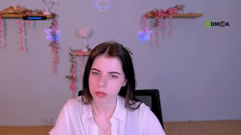 lyra_desire online show from May 21, 8:32 am