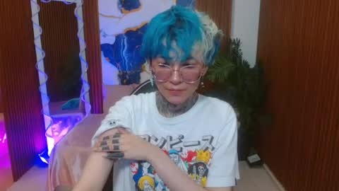 lyra_tay online show from March 18, 11:27 am