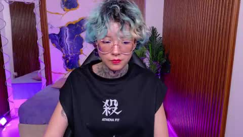 lyra_tay online show from May 29, 9:02 pm