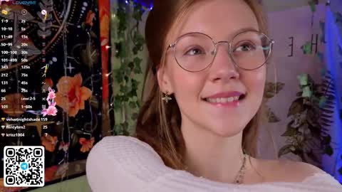 Lyra online show from November 28, 12:40 am