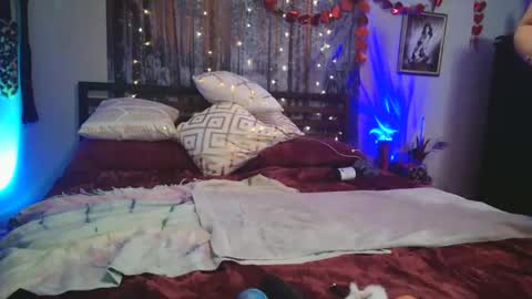 Lyra Ann online show from January 25, 6:12 am