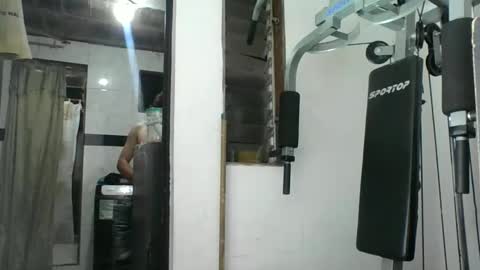 Snapshot of m0ntana777 chatting on September 12, 7:43 am m0ntana777 online show from September 12, 7:43 am