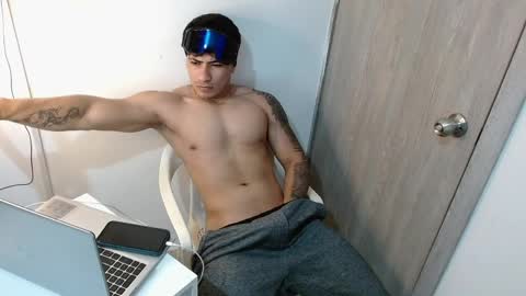 MICHAEL online show from April 23, 3:36 am