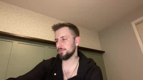 m_stephen online show from March 5, 4:10 am