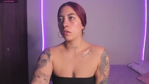 Sara online show from May 21, 4:52 am