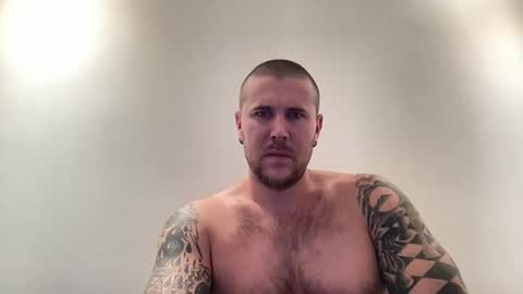 mac_drew online show from October 26, 3:01 pm