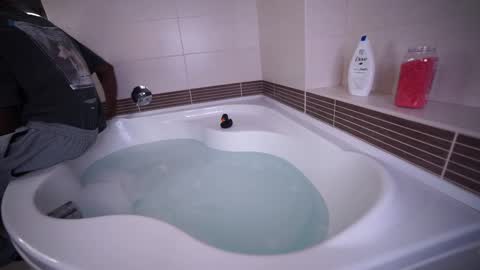 Mac Troy online show from March 9, 6:54 pm