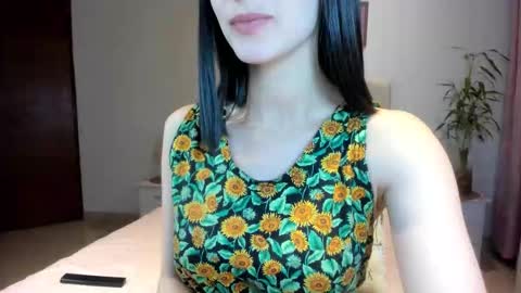 Macarena online show from November 25, 3:27 am