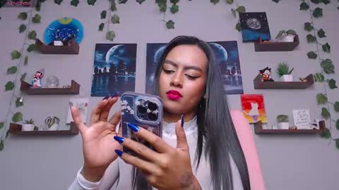 Macey Elliot Modelo Independiente online show from February 12, 3:05 pm