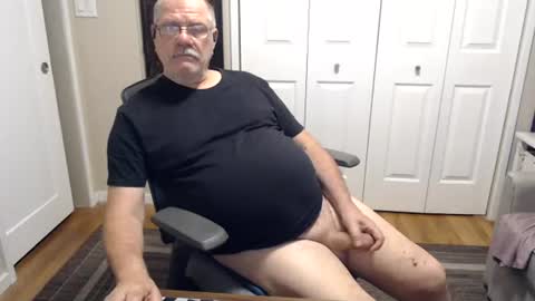 MackB1950 online show from June 26, 8:31 am