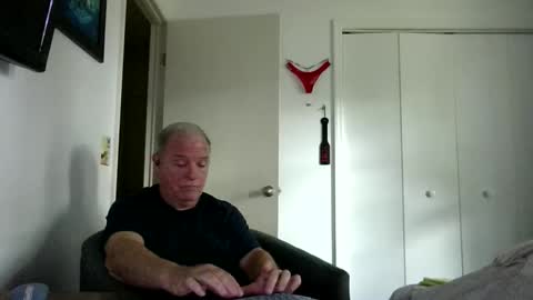 mackdocc001 online show from March 25, 7:09 pm