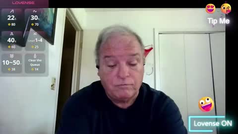 mackdocc001 online show from October 24, 5:03 pm