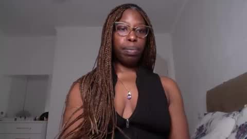 YourMadamIndigo online show from February 17, 7:01 pm