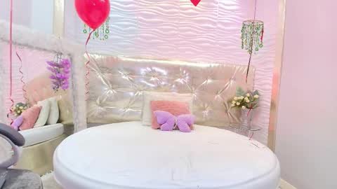 Madisson online show from February 9, 12:42 pm