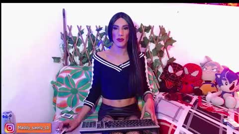 Maddy Senz online show from February 7, 6:45 am