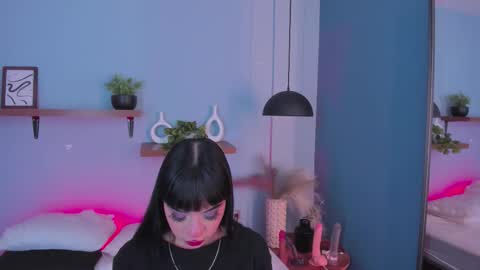 Maddy  online show from November 9, 12:52 pm