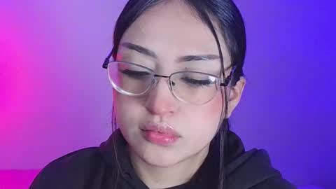 Snapshot of maddyghost chatting on September 28, 2:20 am Please followme and rate me your thumbs up online show from September 28, 2:20 am