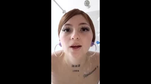 madelen_2 online show from May 4, 6:03 pm