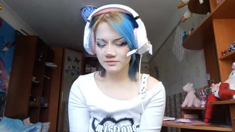 Alice Kaneki online show from February 2, 6:54 am