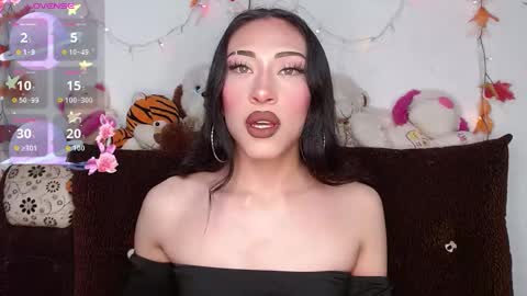 Snapshot of madison__rey chatting on October 15, 2:37 am Madison Rey online show from October 15, 2:37 am