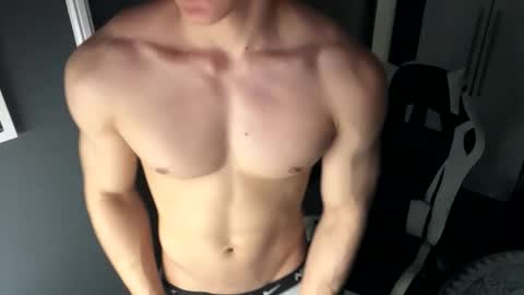 Sexyboymadison online show from November 1, 12:22 am