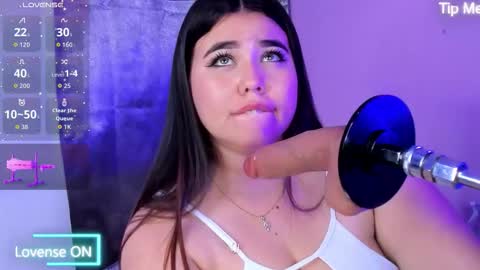 madissonlee__ online show from September 23, 7:31 pm