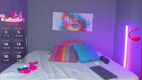 Madi online show from December 4, 6:40 pm