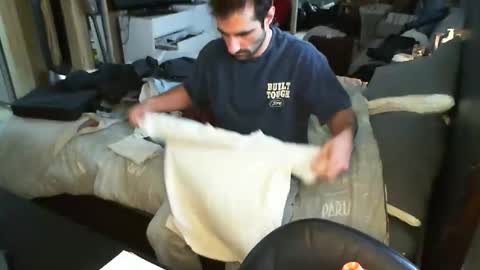 Guigui online show from March 11, 4:43 pm