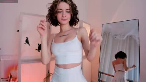 Eva online show from October 24, 1:56 pm